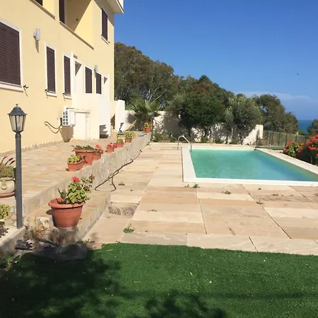 Alojamento de Acomodação e Pequeno-almoço Cala Arenella Sciacca