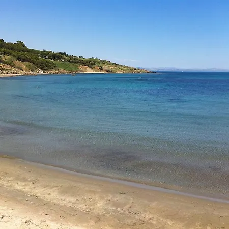 Alojamento de Acomodação e Pequeno-almoço Cala Arenella