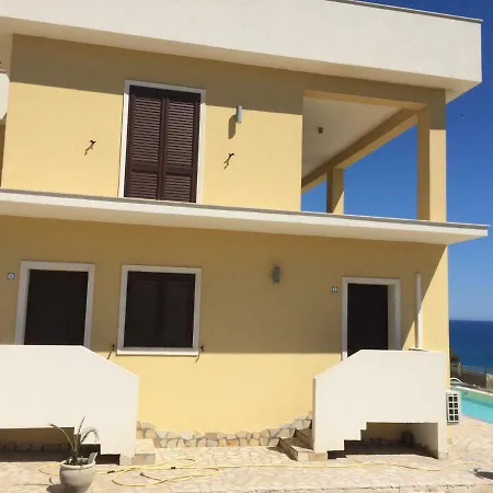 Alojamento de Acomodação e Pequeno-almoço Cala Arenella Sciacca